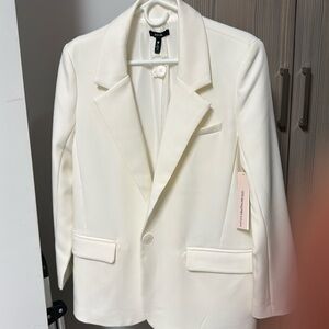 Aqua oversized off white blazer 
Size small